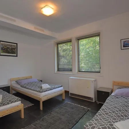 Monteurwohnung/dienstwohnung Niki *